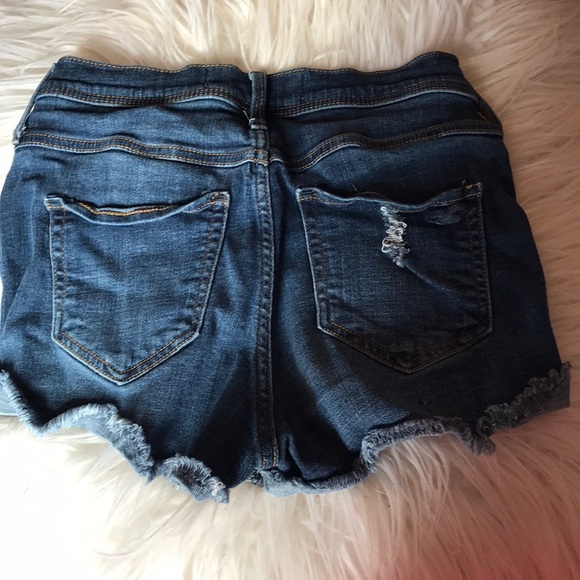 High Rise Short-Short - Picture 3 of 3